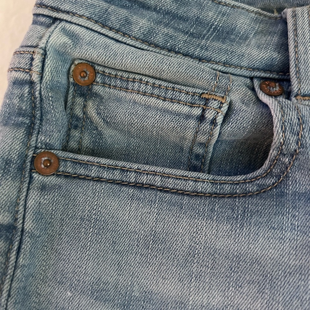 American Eagle Outfitters Light Blue Jean Stretch Shorts Size 2 - Picture 3 of 10